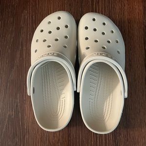 Women crocs size 10